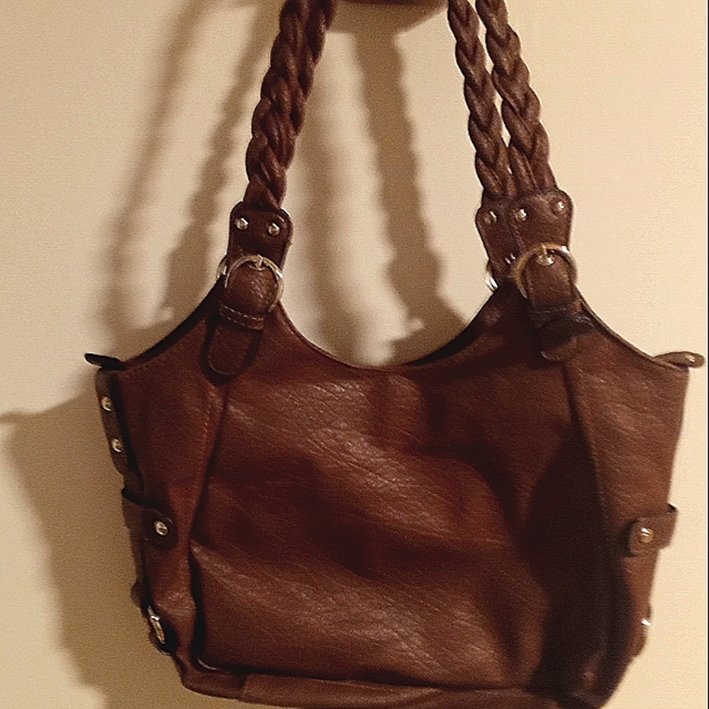 Rosetti brown, faux leather shoulder bag.
